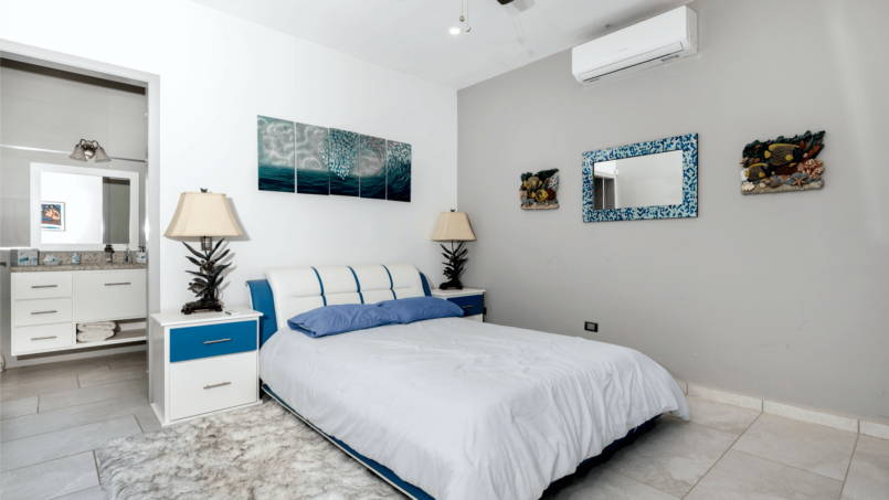 rp-vacations-sirena-del-desierto-bedroom1-bed