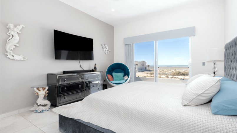 rp-vacations-sirena-del-desierto-bedroom2-view