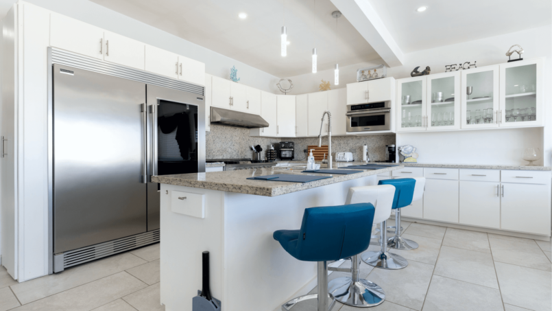 rp-vacations-sirena-del-desierto-kitchen1