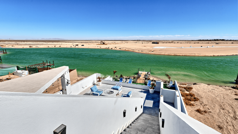rp-vacations-sirena-del-desierto-lagoon-view2
