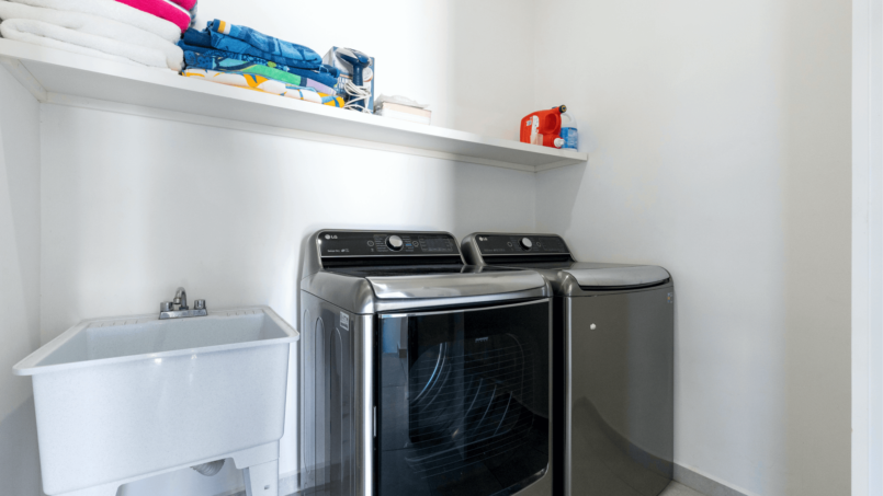 rp-vacations-sirena-del-desierto-laundry
