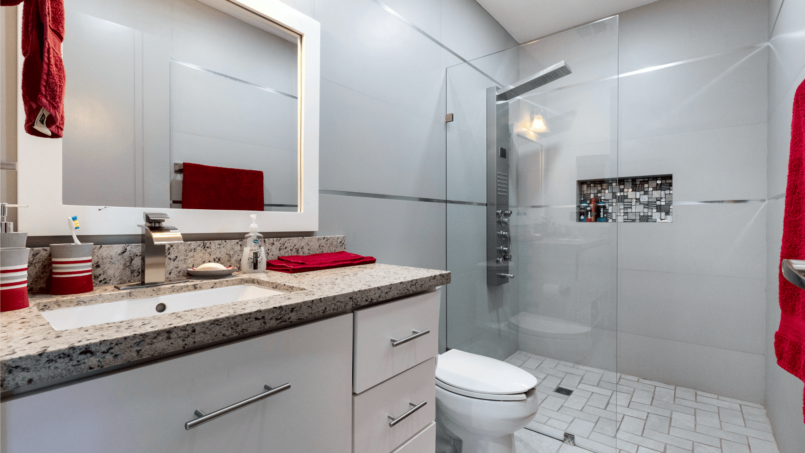 rp-vacations-sirena-del-desierto-shower